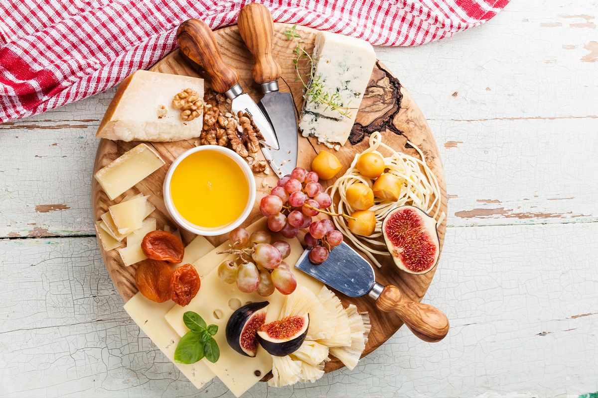 Assortment of cheeses and fruit (Getty Images/The Picture Pantry/Lisovskaya Natalia)