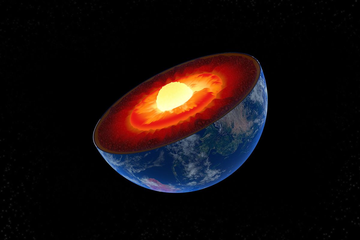 Earth core structure illustrated with geological layers according to scale (Getty Images/NASA/johan63)