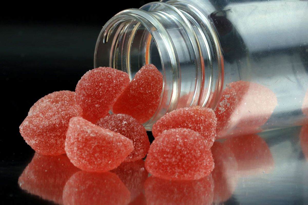 Spilled bottle of gummy meds (Getty Images/Douglas Sacha)