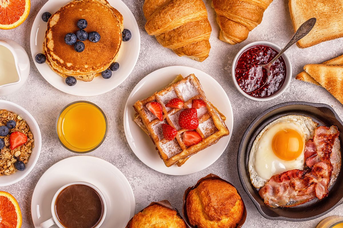 Breakfast Brunch Spread (Getty Images/tbralnina)