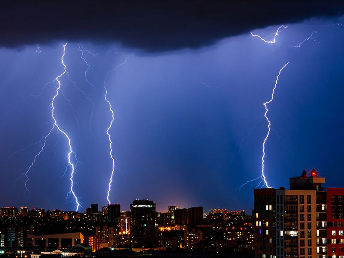 Lightning striking over the city (Getty Images/Natalya Mamaeva)
