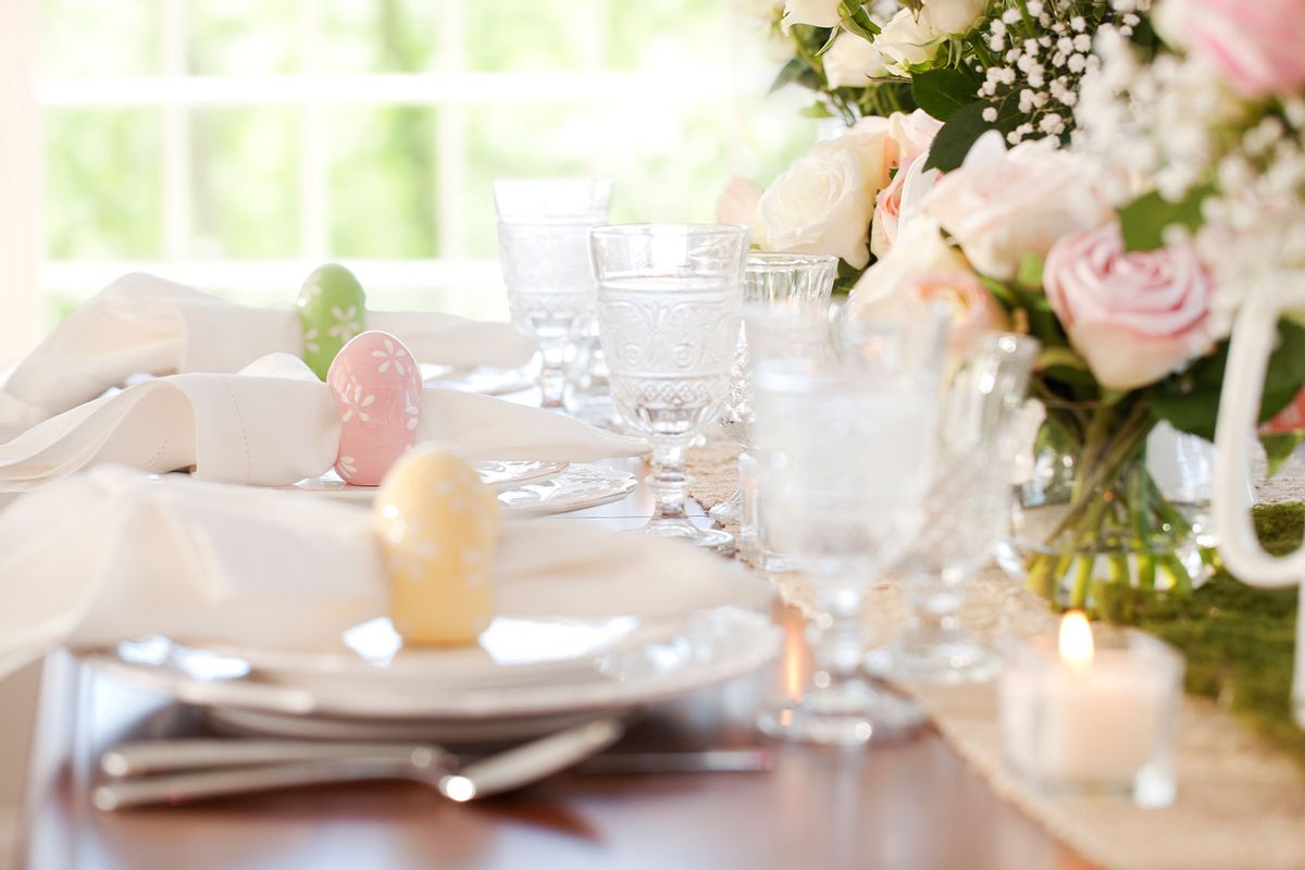 Easter Dinner (Getty Images/Liliboas)