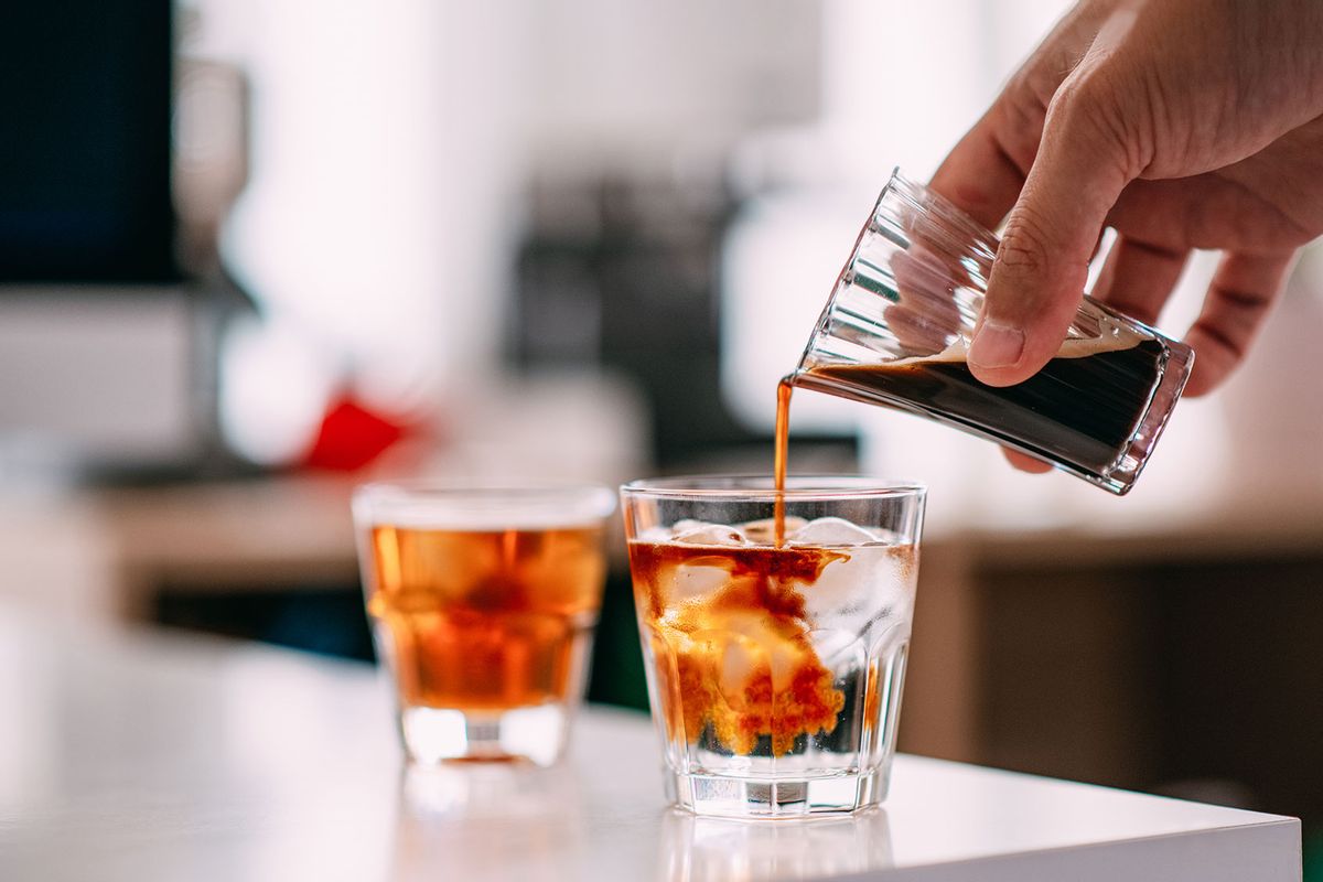 Espresso Tonic (Getty Images/Dudits)