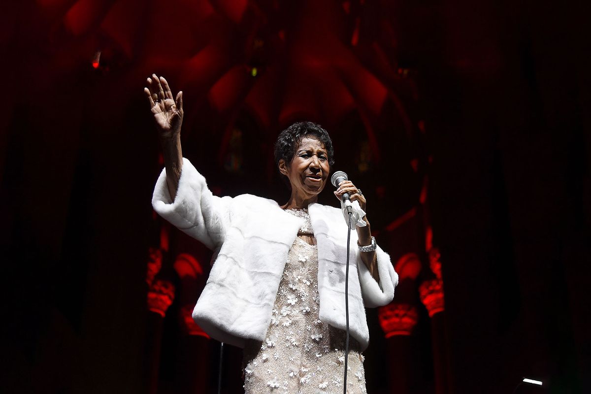 Aretha Franklin performs on stage at the Elton John AIDS Foundation Commemorates Its 25th Year And Honors Founder Sir Elton John During New York Fall Gala - Show at Cathedral of St. John the Divine on November 7, 2017 in New York City. (Nicholas Hunt/WireImage/Getty Images)
