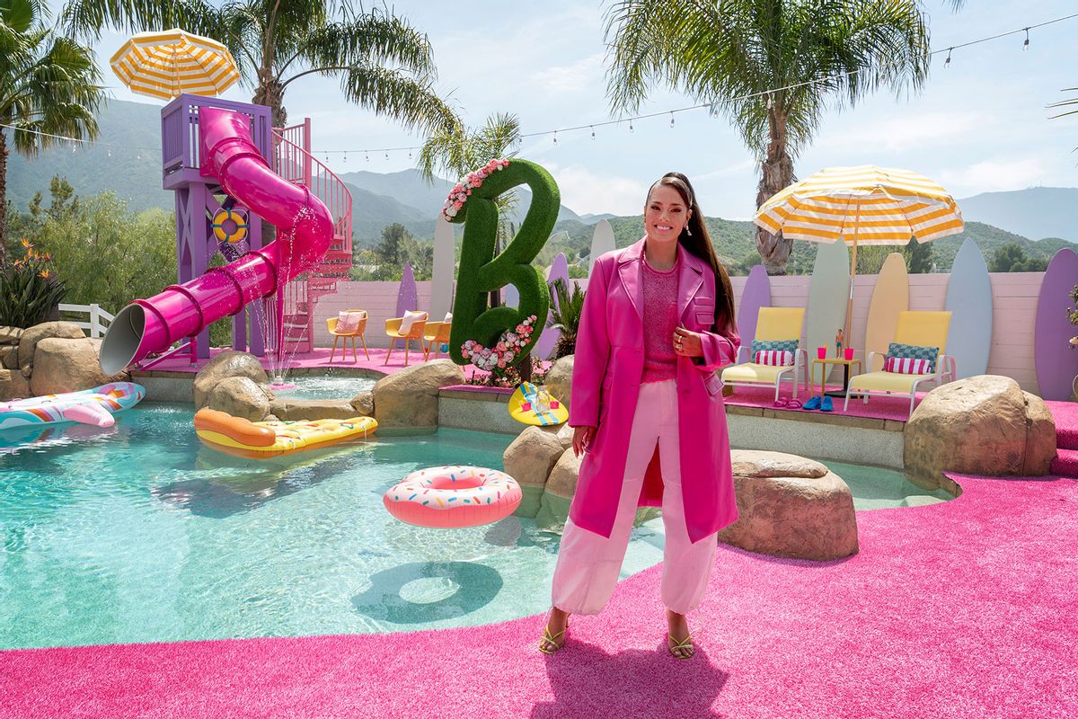 "Barbie Dreamhouse Challenge" host Ashley Graham by the pool (HGTV)