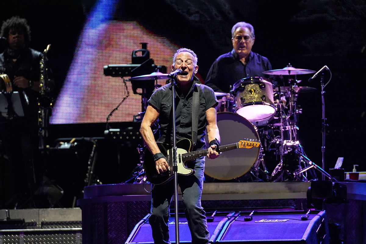 There's nothing like seeing Bruce Springsteen perform in his home