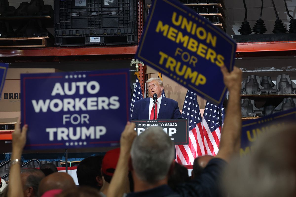 CLINTON TOWNSHIP, MICHIGAN - SEPTEMBER 27: Former U.S. President Donald Trump speaks at a campaign rally at Drake Enterprises, an automotive parts manufacturer, on September 27, 2023 in Clinton Township, Michigan. President Joe Biden met with striking UAW workers the day before at a General Motors parts facility.  ( (Photo by Scott Olson/Getty Images))
