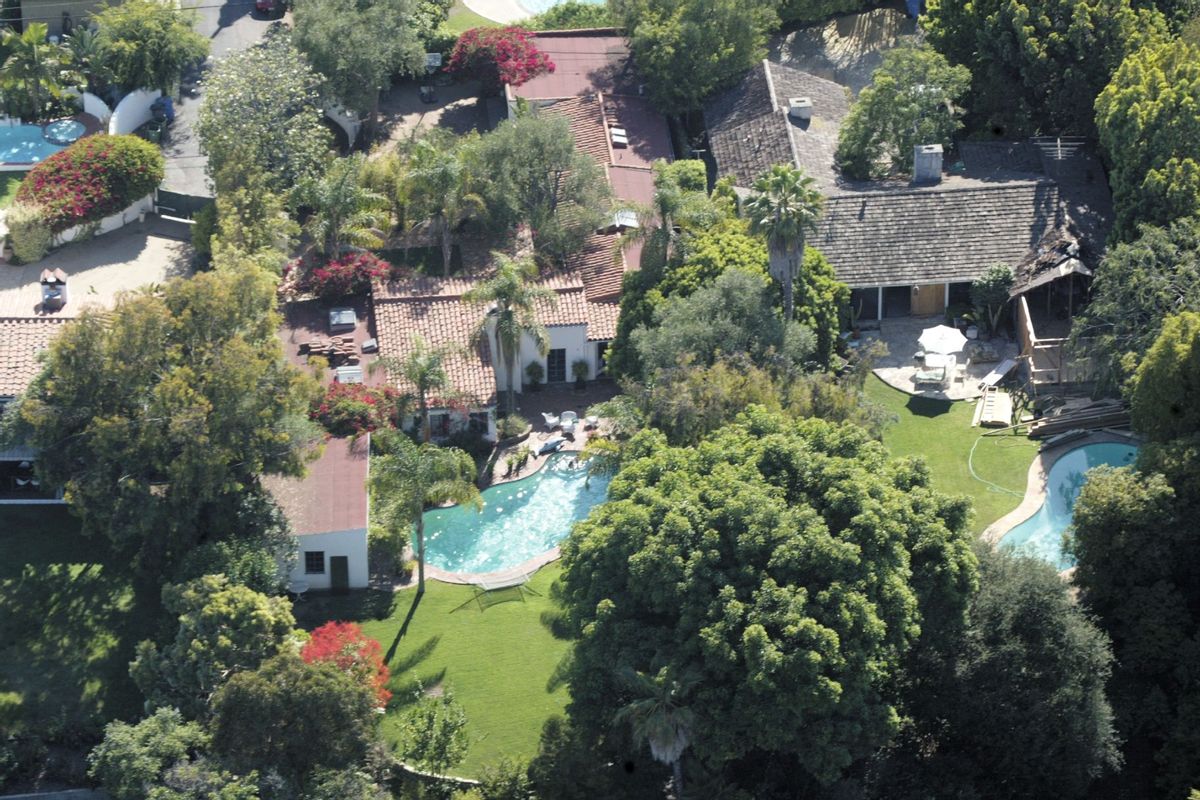 An aerial view of the house where actress Marilyn Monroe died is seen on July 26, 2002 in Brentwood, California.  (Mel Bouzad/Getty Images)