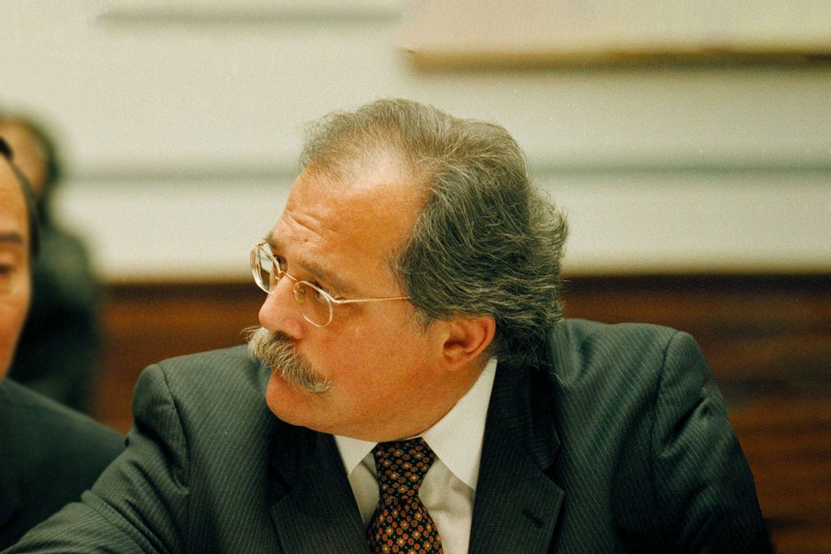 Lawyer Ty Cobb before the House Governmental Reform Committee in Washington, DC, December 15, 1999. (Karin Cooper/Liaison Agency)