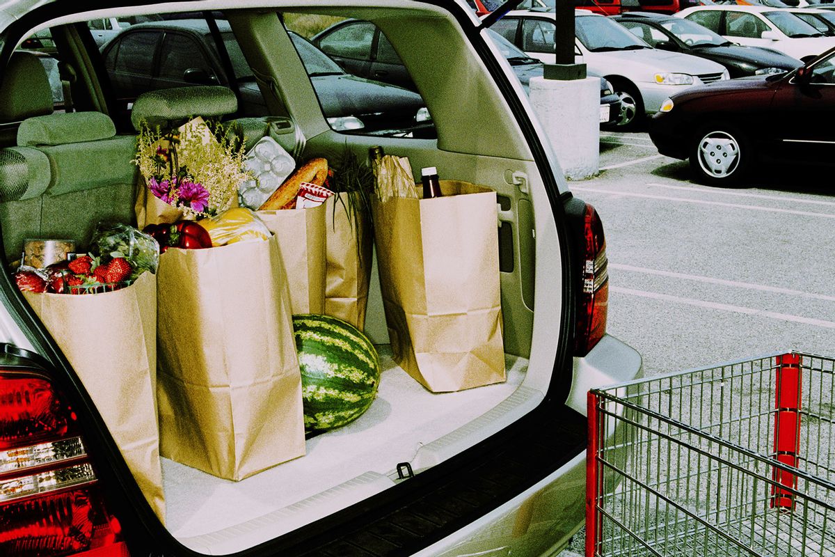 Groceries in the back of a car (Getty Images/Paul Taylor)