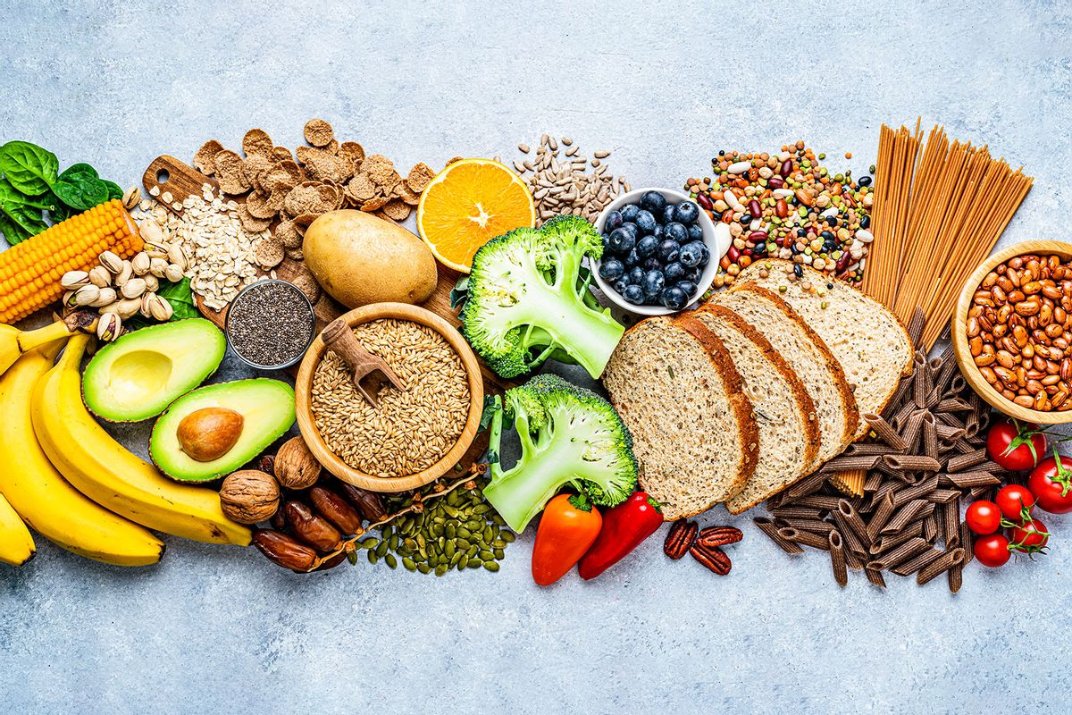 Group of food with high content of dietary fiber (Getty Images/fcafotodigital)