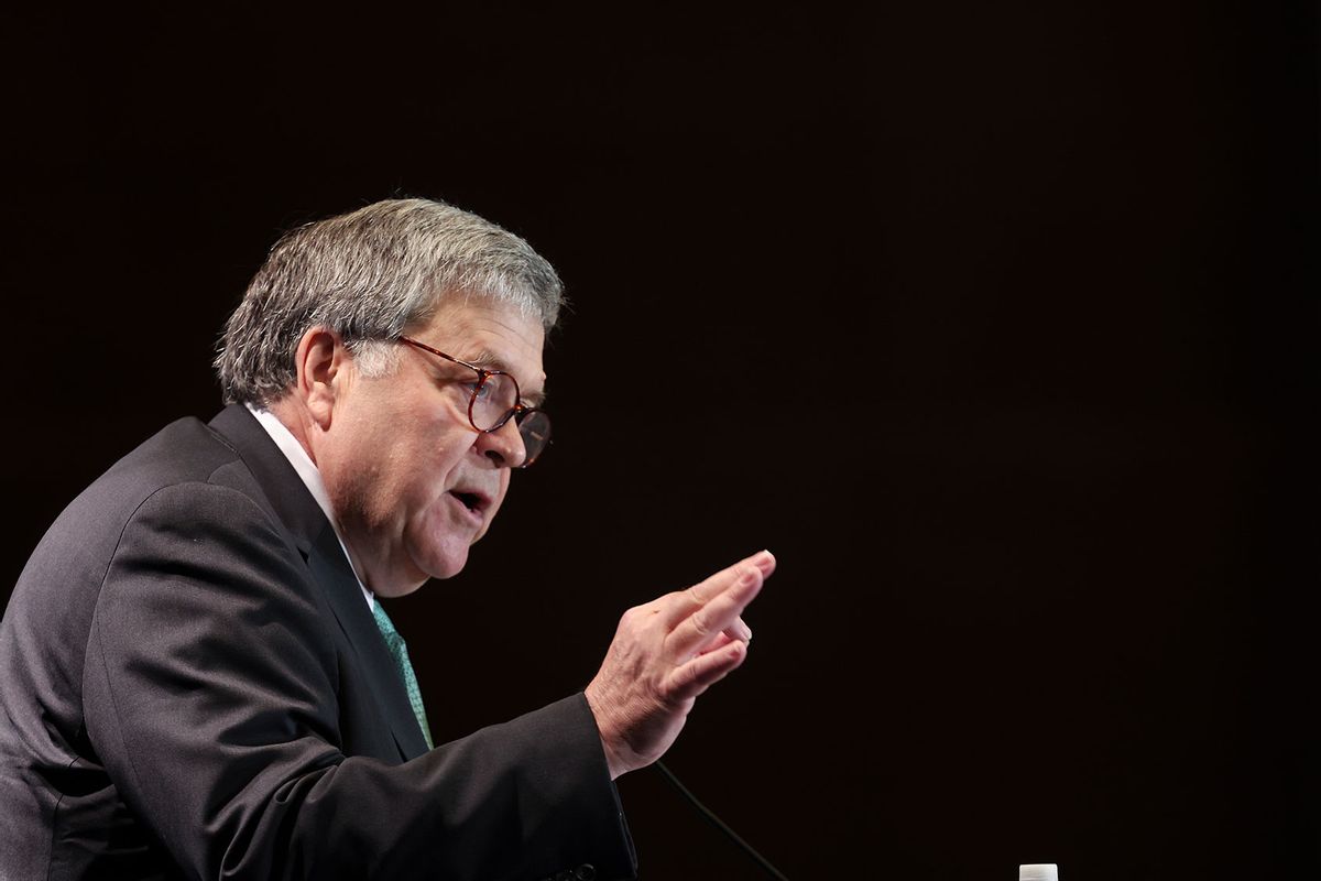 Former U.S. Attorney General William Barr speaks at a meeting of the Federalist Society on September 20, 2022 in Washington, DC. (Win McNamee/Getty Images)