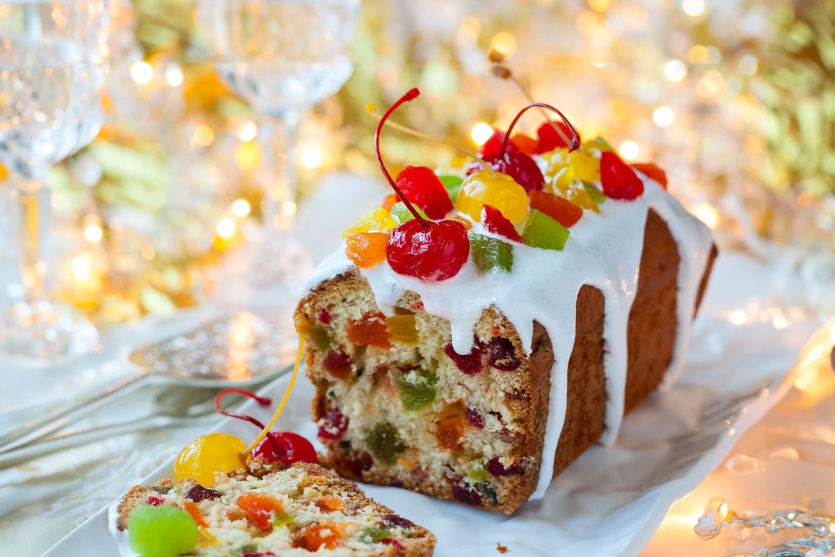 Christmas fruitcake with sugar icing and candied fruits (Getty Images/Sarsmis)