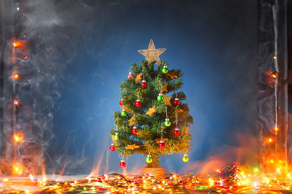 Christmas Tree On Fire (Getty Images/nikkytok)