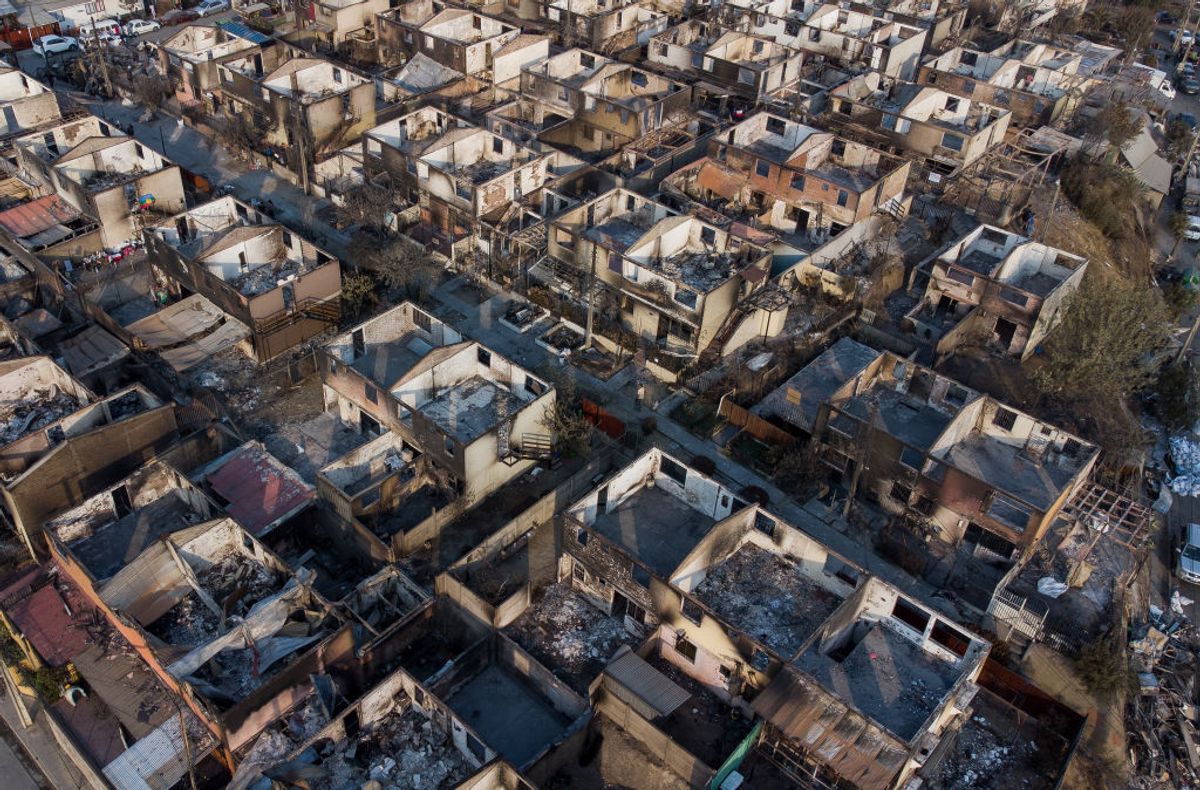 Los incendios forestales en Chile han matado al menos a 122 personas y han dejado cientos de desaparecidos