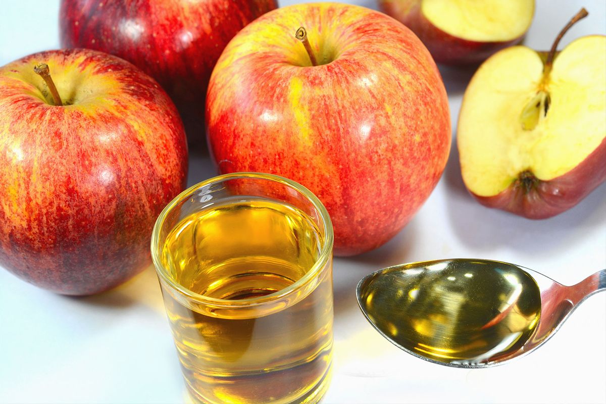 Apple Cider Vinegar (Getty Images/jayk7)