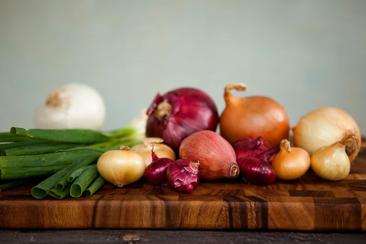 Different Types of Onions (Getty Images/Renphoto)