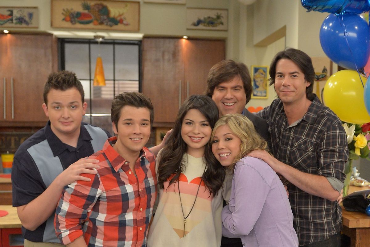 Cast of Nickelodeon's iCarly with creator Dan Schneider at Nickelodeon Studios on May 14, 2012 in Burbank, California. (Charley Gallay/WireImage/Getty Images)