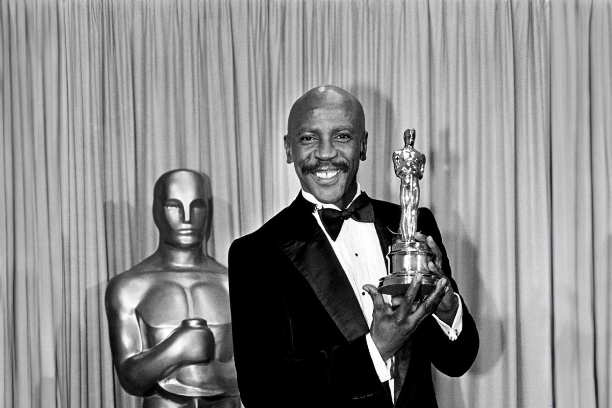 Louis Gossett Jr. wins the Academy Award for "Best Supporting Actor" during a 1983 Los Angeles, California, backstage photo session. (George Rose/Getty Images)