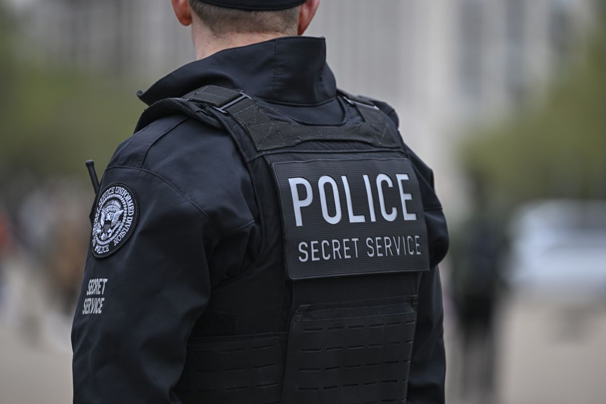 Secret Service agents on duty at Pennsylvania Avenue in front of the White House in Washington D.C., on April 7, 2023.  (Celal Gunes/Anadolu Agency via Getty Images)