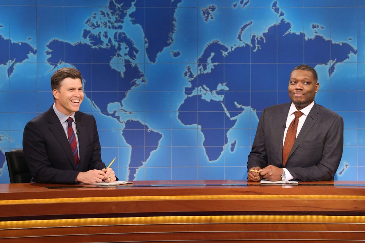 (l-r) Anchor Colin Jost and anchor Michael Che during "Weekend Update" on "Saturday Night Live"  (Will Heath/NBC)