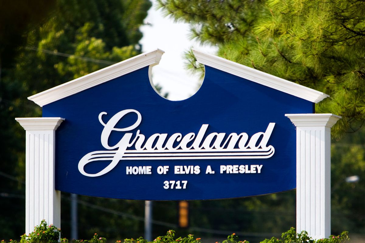 Graceland Elvis Presley mansion sign Memphis USA. (Andrew Woodley/Universal Images Group via Getty Images)