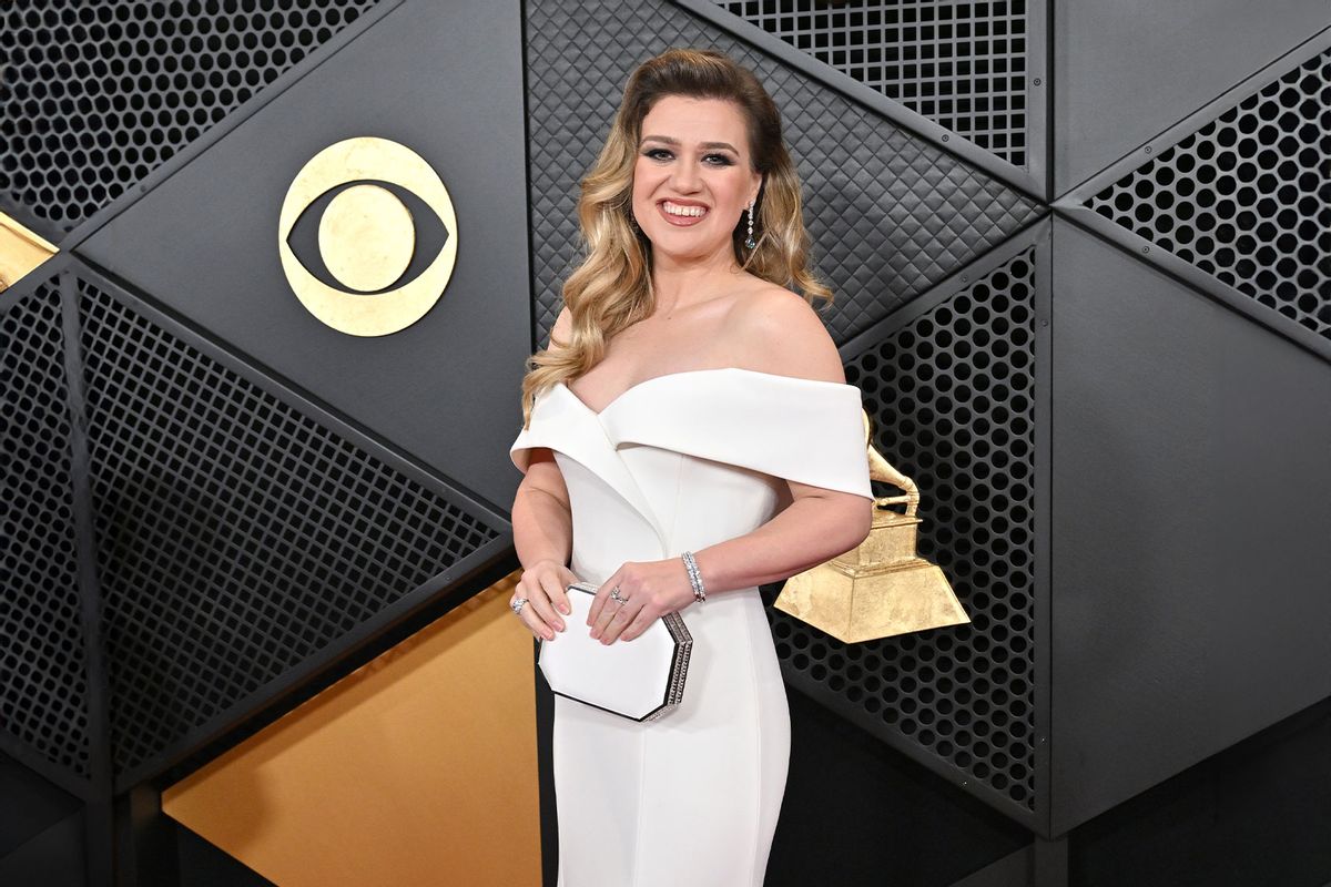 Kelly Clarkson attends the 66th GRAMMY Awards at Crypto.com Arena on February 04, 2024 in Los Angeles, California. (Axelle/Bauer-Griffin/FilmMagic/Getty Images)