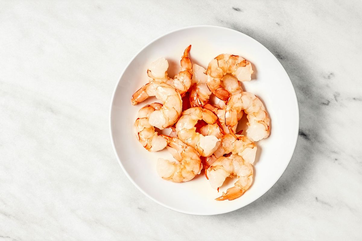 Raw Shrimp (Getty Images/Claudia Totir)