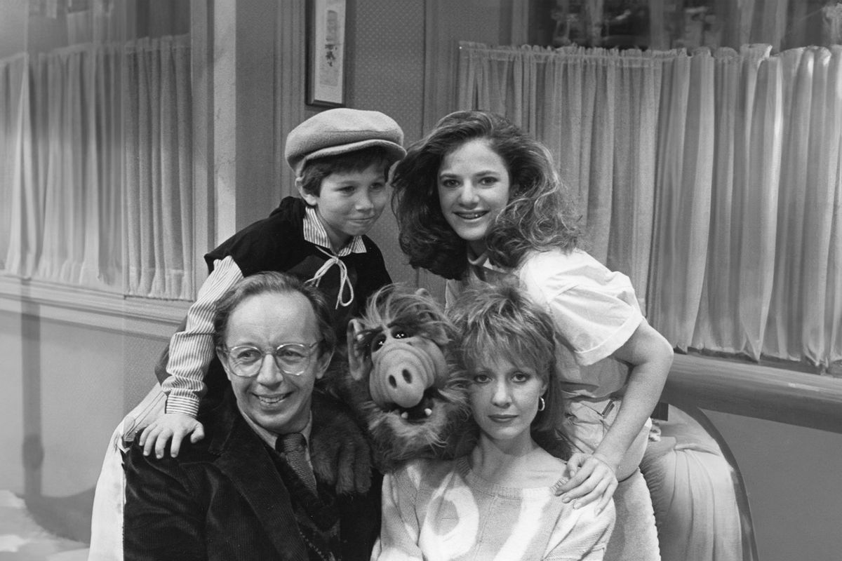 Max Wright, Benji Gregory, Andrea Elson, and Anne Shedeen with ALF aka Alien Life Form in still from the TV show "ALF" on May 23, 1986 in Los Angeles, California. (Michael Ochs Archives/Getty Images)