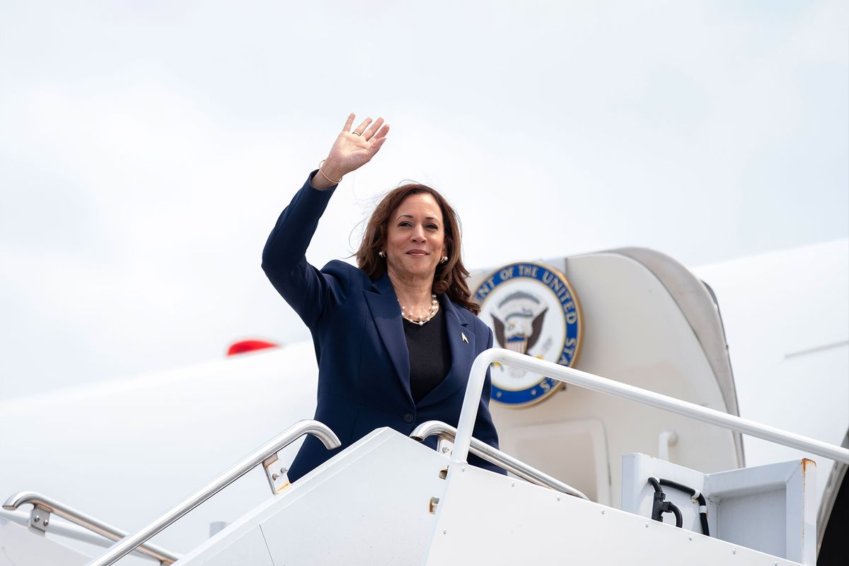 Vice President Kamala Harris departs Milwaukee Mitchell International Airport aboard Airforce 2, after speaking at a campaign rally inside West Allis Central High School on July 23, 2024 in Milwaukee, Wisconsin. (Jim Vondruska/Getty Images)