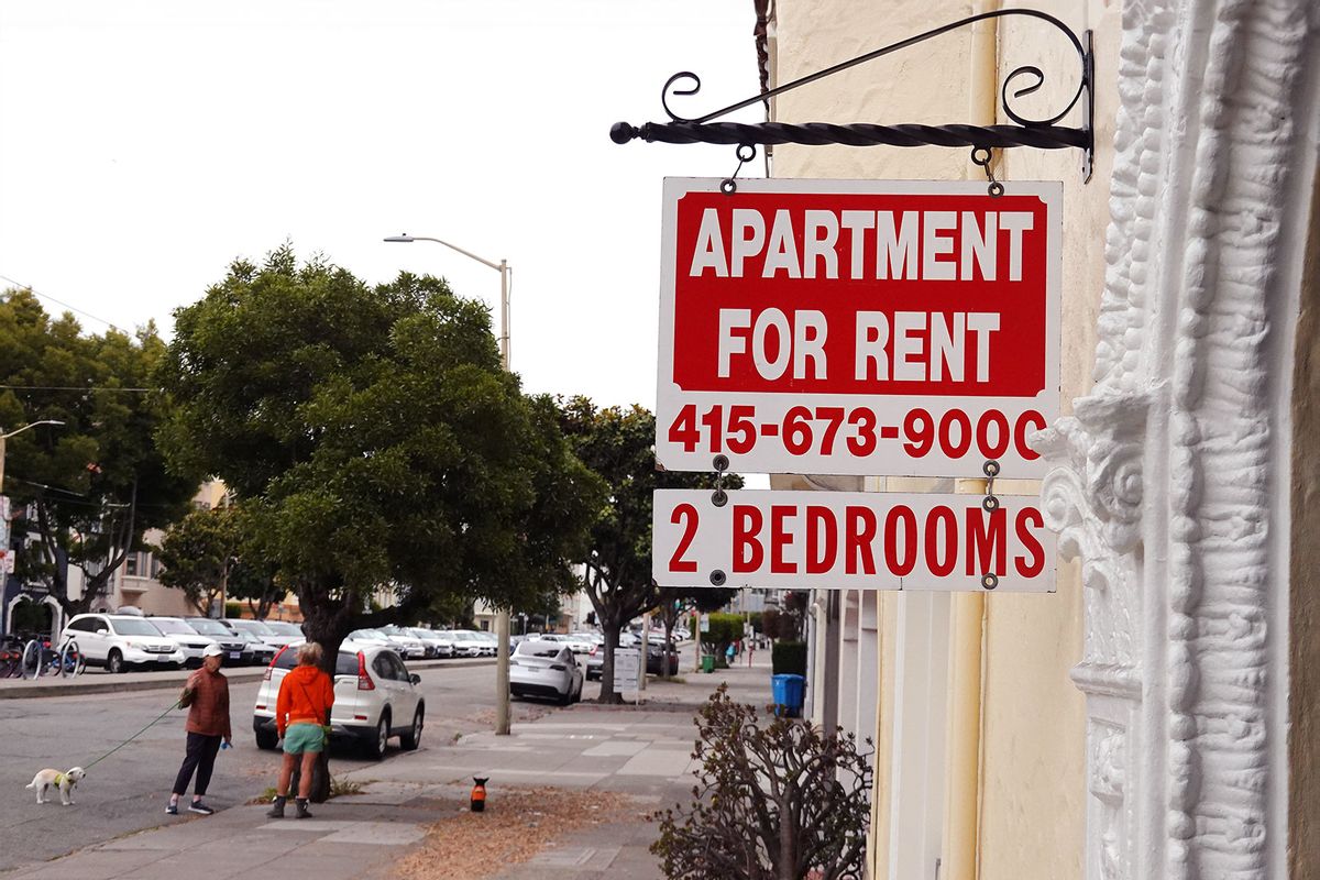 A sign is posted in front of an apartment building with available rentals on June 09, 2023 in San Francisco, California. (Justin Sullivan/Getty Images)