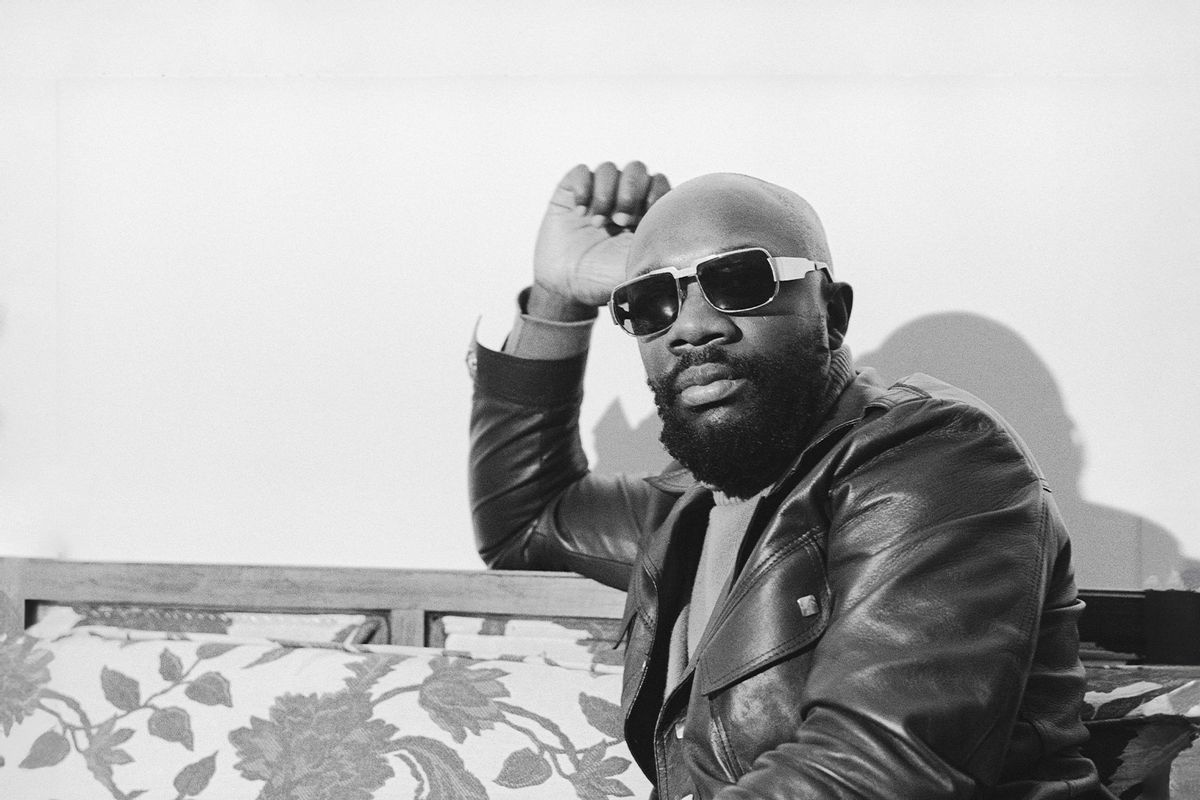 Singer and songwriter Isaac Hayes poses for a portrait session at his house on January 3, 1973, in Los Angeles, California. (Michael Ochs Archives/Getty Images)