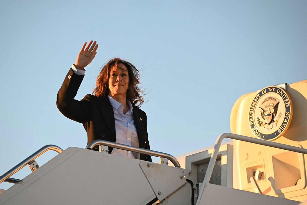 "Surprising" New York Times poll shows Kamala Harris surge stall ahead