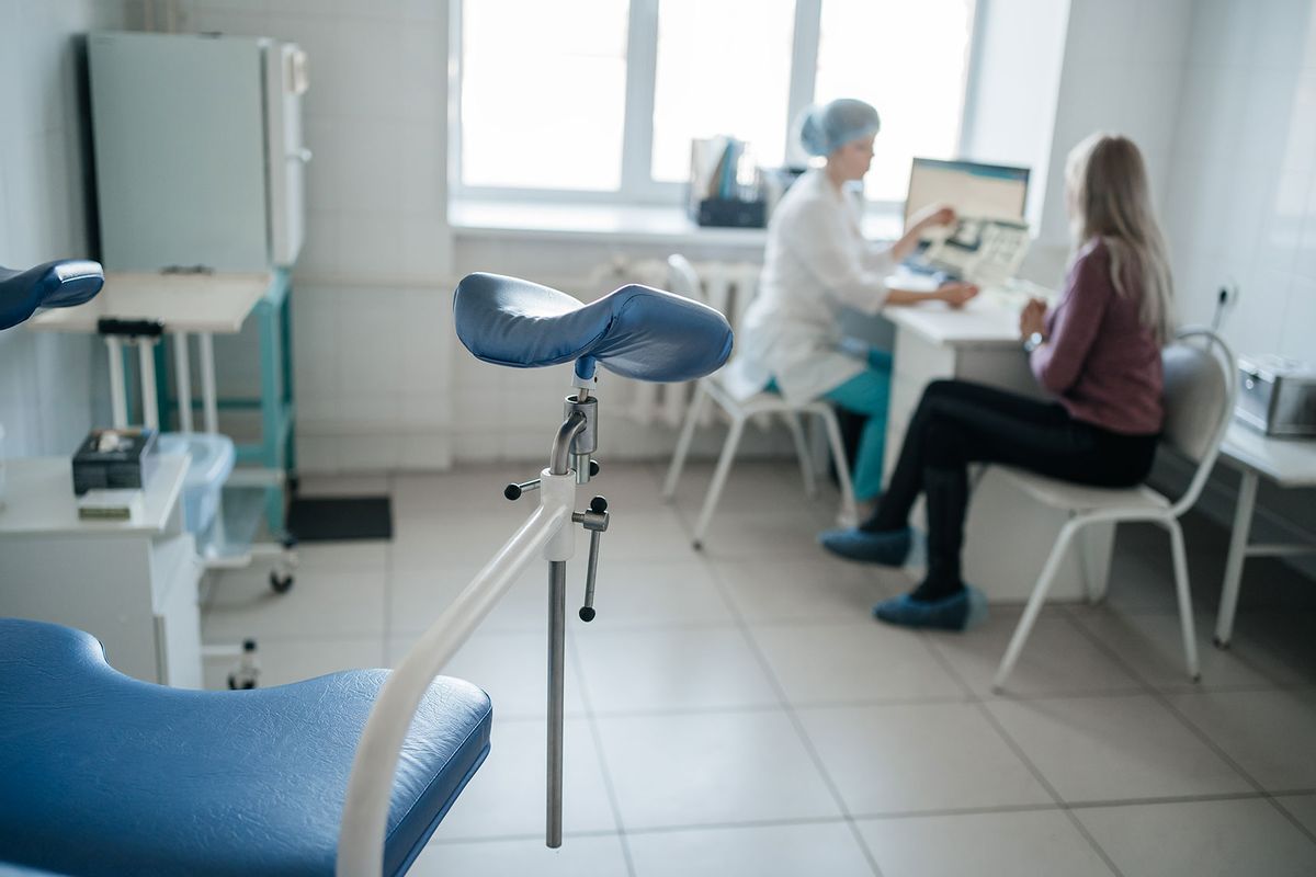 Woman doctor gynecologist consulting a patient (Getty Images/Svetlana Repnitskaya)