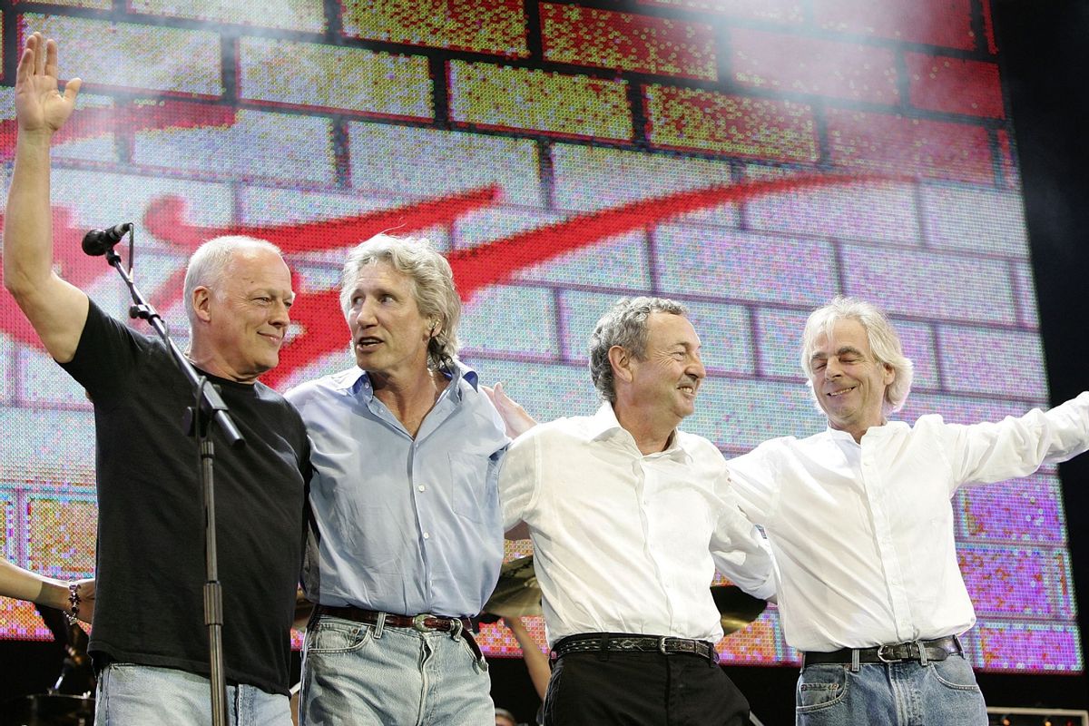 (L-R) David Gilmour, Roger Waters, Nick Mason and Rick Wright from the band Pink Floyd on stage at "Live 8 London" in Hyde Park on July 2, 2005 in London, England.  (MJ Kim/Getty Images)