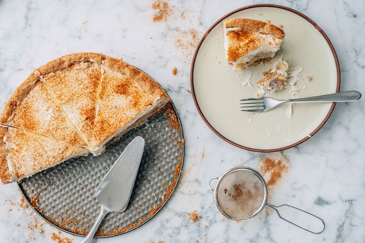 Sliced Cake (Getty Images/Westend61)