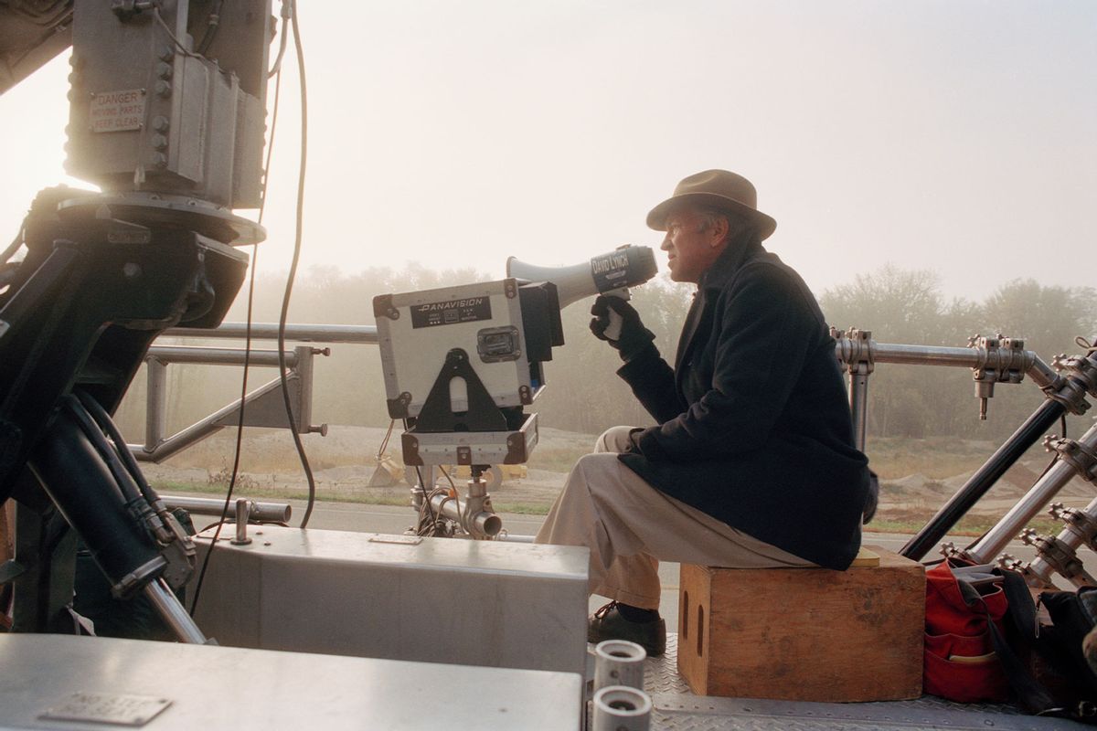 American director David Lynch on set of his film The Straight Story. (CHRISTOPHE D YVOIRE/Sygma via Getty Images)