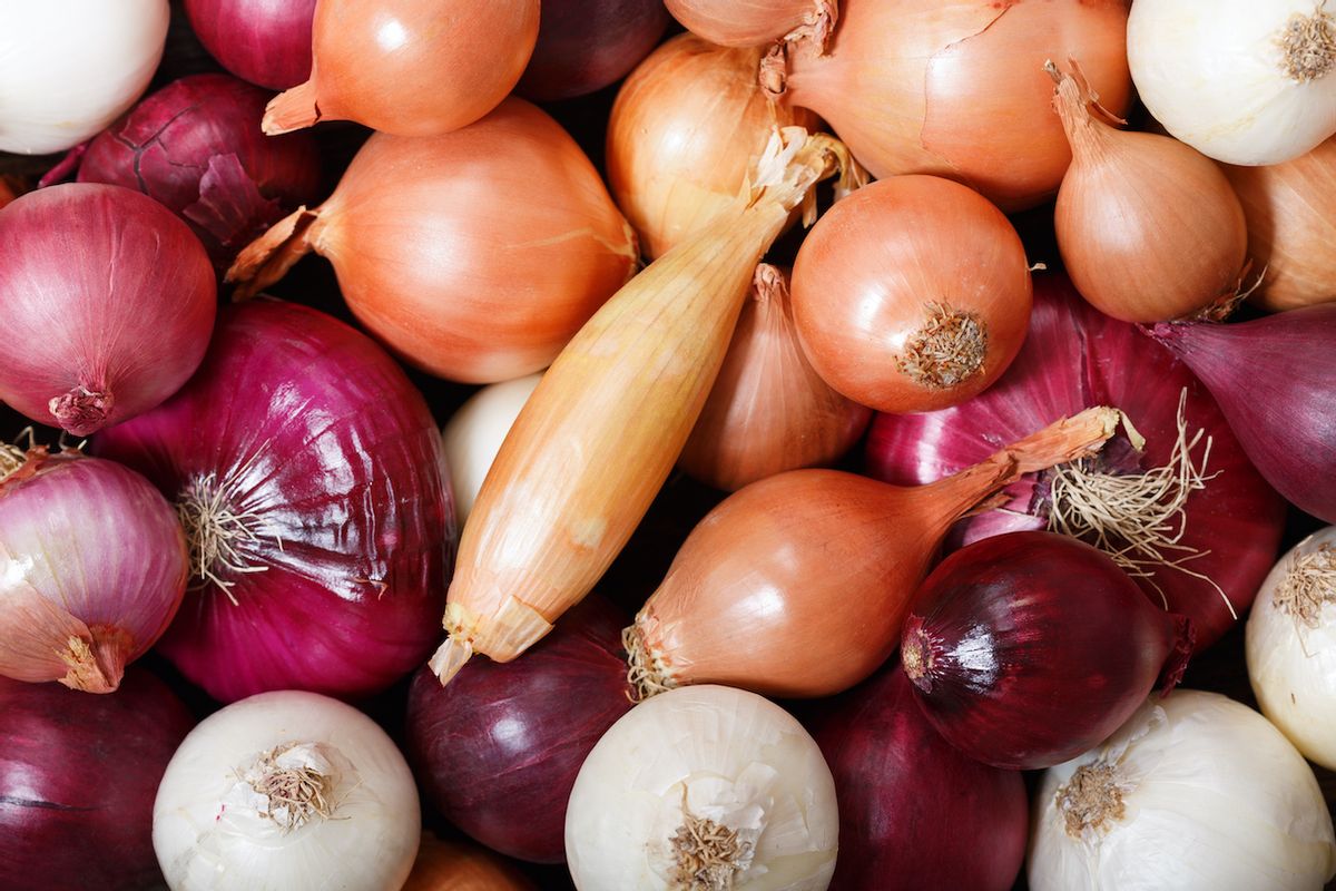 A variety of onions  (Getty Images / nitrub )