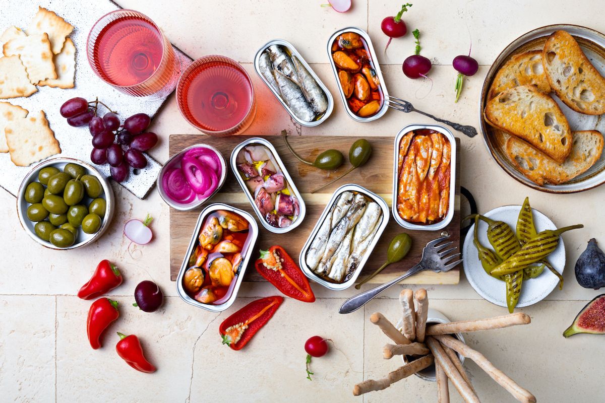 Tinned fish spread (Getty Images / sveta_zarzamora)