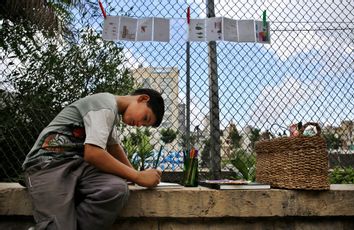 Mideast Lebanon Refugees Child Labor Photo Gallery
