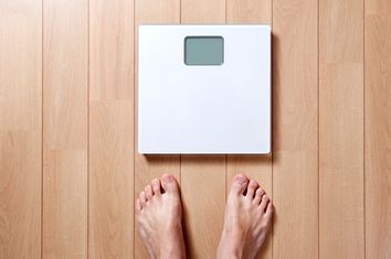 Scale / Weighing machine