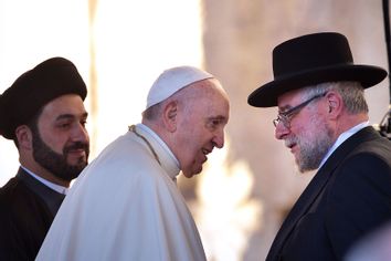 Pope Francis, Sayyed Abu al-Qasim al-Dibaji and Rabbi Pinchas Goldschmidt at Rome's Colosseum for an International Meeting for Peace