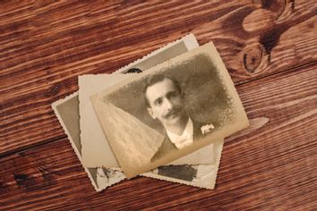 Photograph of Isak Leib (Jacob) Engler, the author's great grandfather