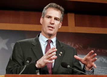 Scott Brown speaks after his swearing-in at the Capitol in Washington