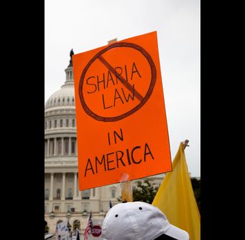 Tea Party Enthusiasts Gather in Washington DC for a Second 9/12 Rally (September 12, 2010)