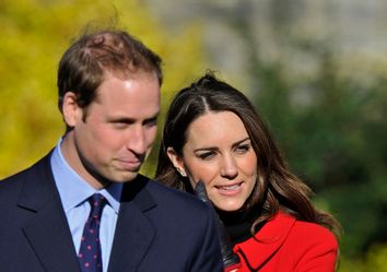 Britain's Prince William and his fiancee Kate Middleton visit St. Andrews University in Fife