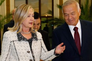 U.S. Secretary of State Hillary Clinton meets with Uzbekistan President Islam Karimov in Tashkent, Uzbekistan, October 22, 2011.