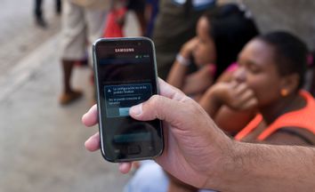 Cuba Cellphone Crash