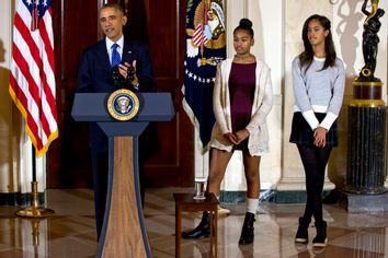 Barack Obama, Malia Obama, Sasha Obama