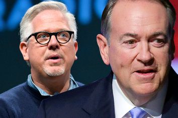 Glenn Beck, Mike Huckabee